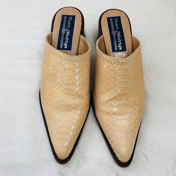 ✨Stunning Vintage Snakeskin Mules!Rare Find!✨ - Picture 4 of 8